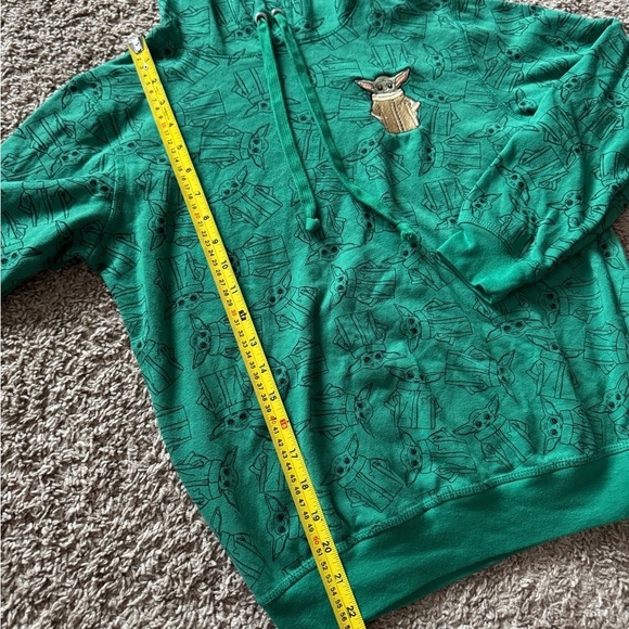 Star Wars Baby Yoda Green Hoodie Size Youth M (7-9) - Picture 2 of 5